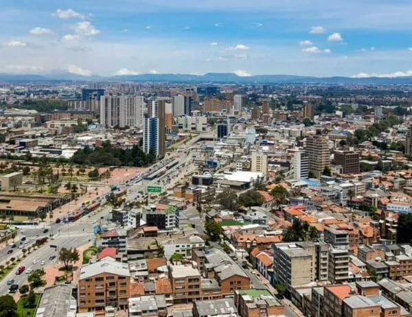 Así opera el pico y placa en Bogotá para vehículos particulares durante octubre de 2026 