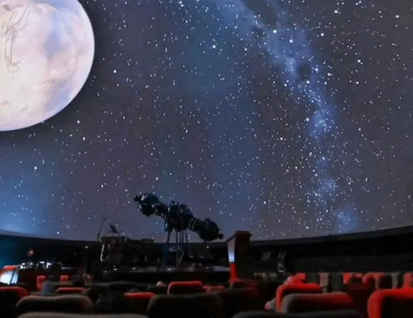  ¡Plan perfecto! Disfruta las vacaciones cósmicas en el Planetario de Bogotá 