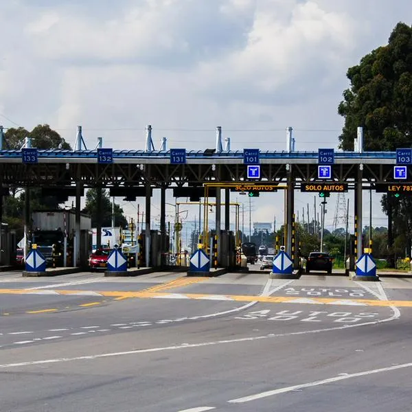 Lío con peajes en Colombia: concesiones devueltas ponen en jaque obras
