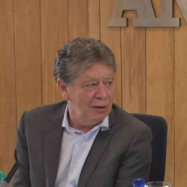 Bruce Mac Master renunció a la presidencia de la Andi tras un fuerte pulso con el Gobierno de Abelardo De La Espriella y la sorpresiva salida de 3 empresas