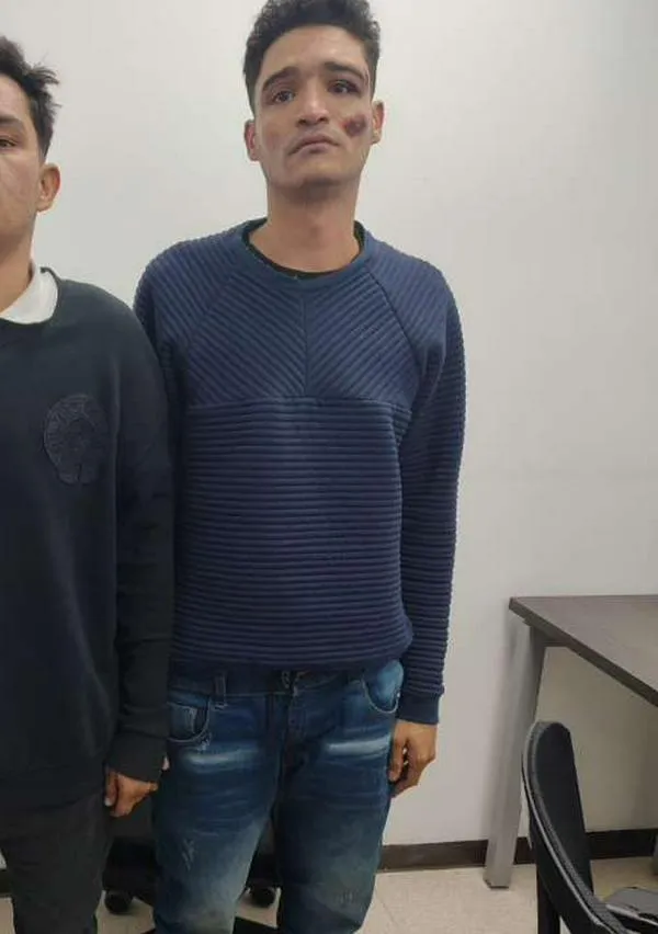 Dos hombres irán a prisión por violento robo a un extranjero en Bogotá