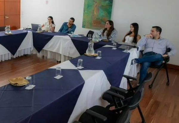 Alianza para reconstruir viviendas rurales afectadas por el terremoto