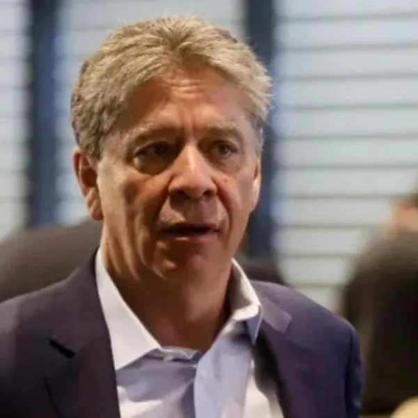 ¿Qué hay detrás de la salida de Bruce Mac Master de la Andi? Analistas explican