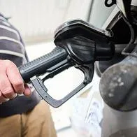 Minenergia hizo caso a De la Espriella y tumbó oficialmente alza en gasolina