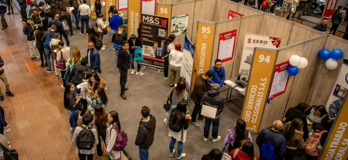 Nuevas oportunidades laborales en Bogotá: 18.000 vacantes disponibles en Megaferia de empleo