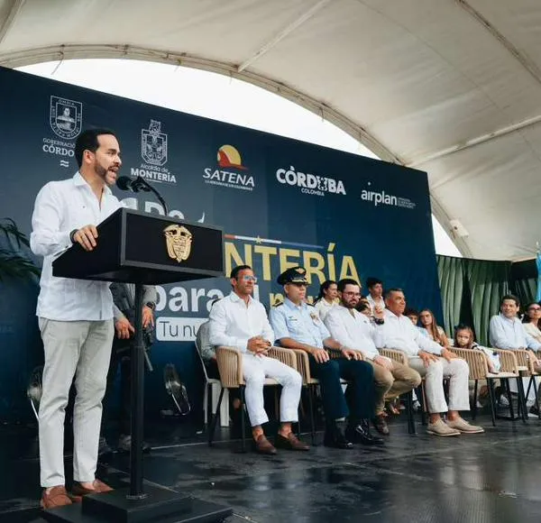 De la Espriella inauguró ruta Montería-Ciudad de Panamá: prometió más vuelos internacionales