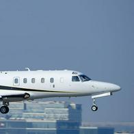 Suspenden búsqueda de ocupantes del avión que se cayó en Estados Unidos