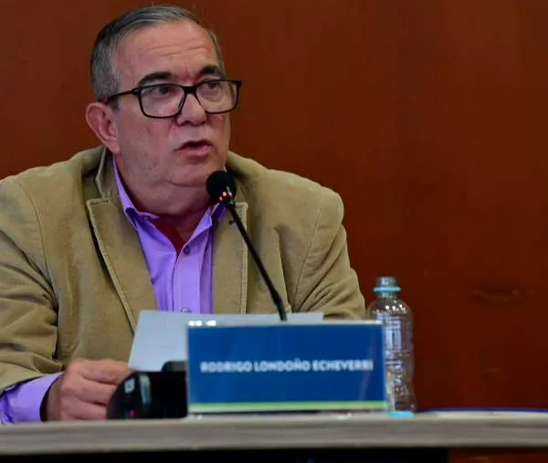 Se abre polémica por declaraciones de Rodrigo Londoño ante la JEP: tribunal respondió