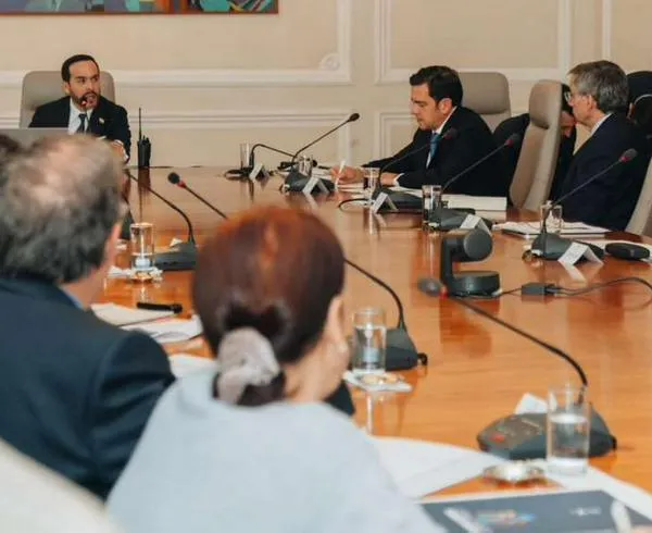 De la Espriella reunió a sus ministros: discutieron la crisis de agua potable en Santa Marta