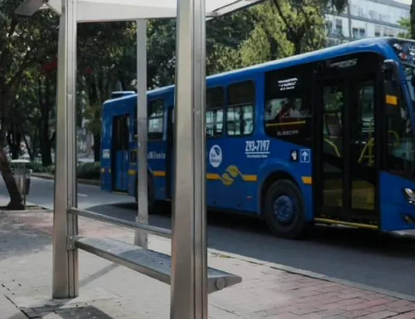 Hay redistribución de rutas en paraderos de avenida calle 19 en el centro de Bogotá  