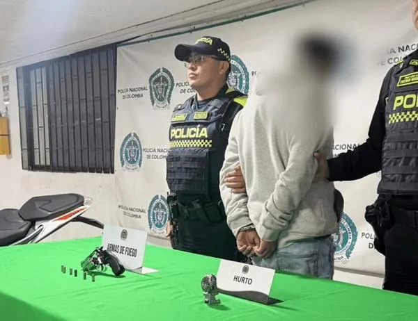 Persecución en Barrios Unidos terminó con una captura y la recuperación de un reloj de alta gama 