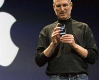 A 15 años de la muerte de Steve Jobs: el club donde nació Apple, según su biografía
