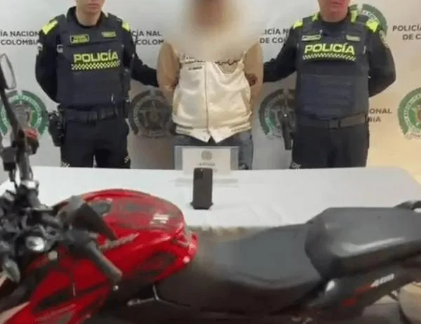Policía de Bogotá capturó a presunto motoladrón de celulares en Bosa tras la alerta de una víctima 