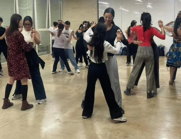 ¿Quieres aprender tango? Disfruta de una clase gratis el viernes 9 de octubre en el CEFE Chapinero 
