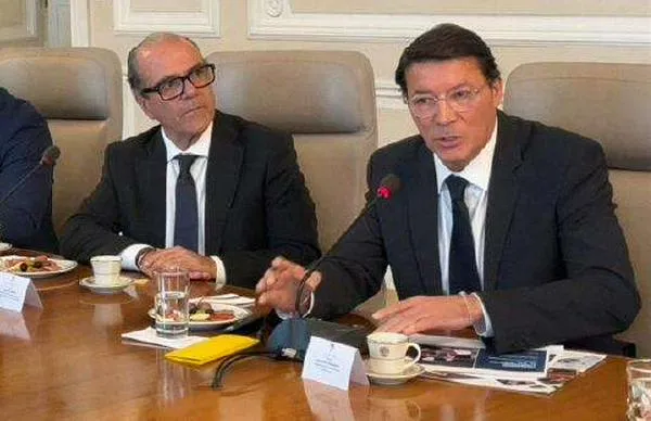 Gobierno, Registraduría y Fiscalía buscan atacar el tráfico de migrantes: cumbre en Palacio