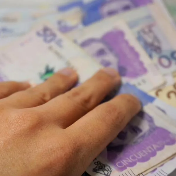 ¿En qué invierte el presidente de un banco en Colombia? Ojo con esto
