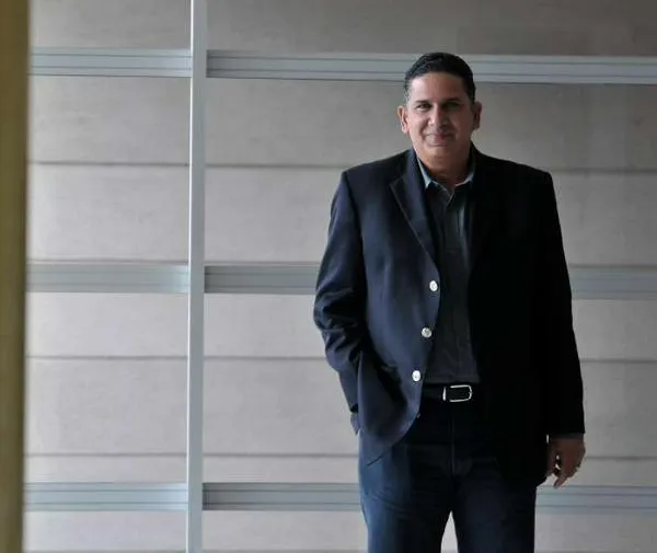 De la Espriella designó a exgobernador de Bolívar como embajador en Francia