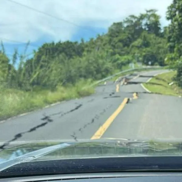 Aterrador video de terremoto en Panamá muestra cómo se abrió carretera por sismo
