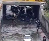 Deprimido de la calle 100 volvió a inundarse tras las lluvias en Bogotá