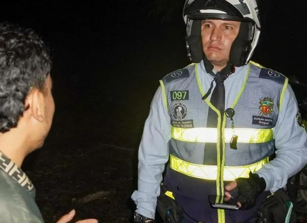 ¡Les cayó la autoridad! Conductores fueron multados en Ibagué