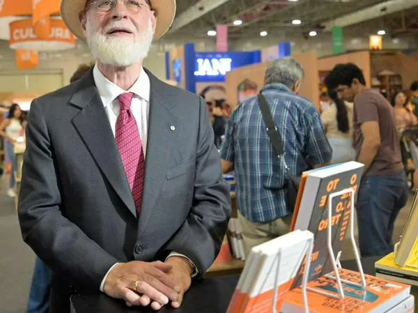 Alberto Manguel en FIL Monterrey: hay más lectores, pero menos comprensión de los textos