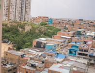 Bogotá legaliza y formaliza cinco barrios mejorando la calidad de vida de 990 familias 