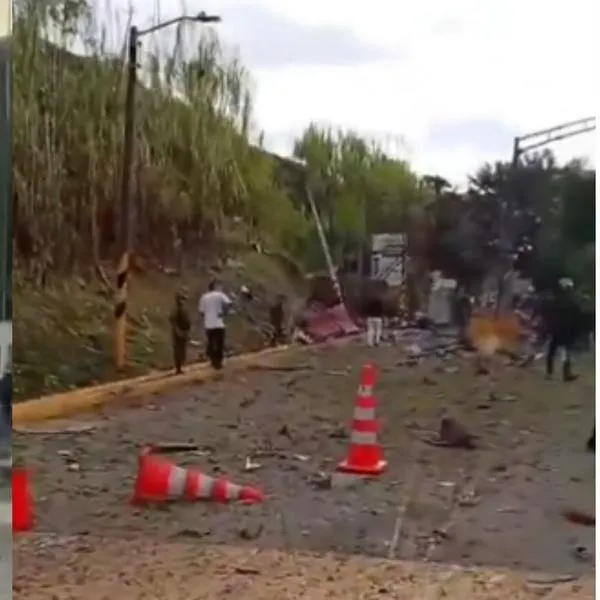 Atentado con explosivos destruyó el peaje de El Mango en la vía Panamericana