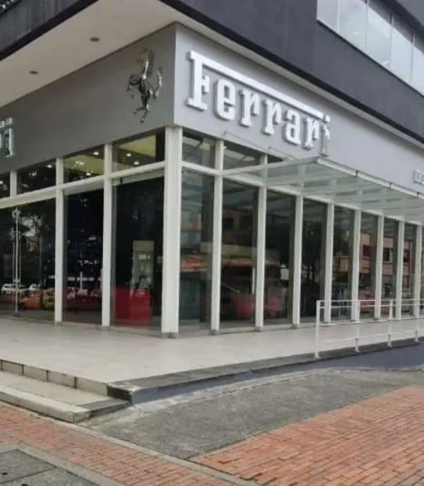 Fiscalía indaga en Bogotá pagos millonarios por vehículos Ferrari que no fueron entregados