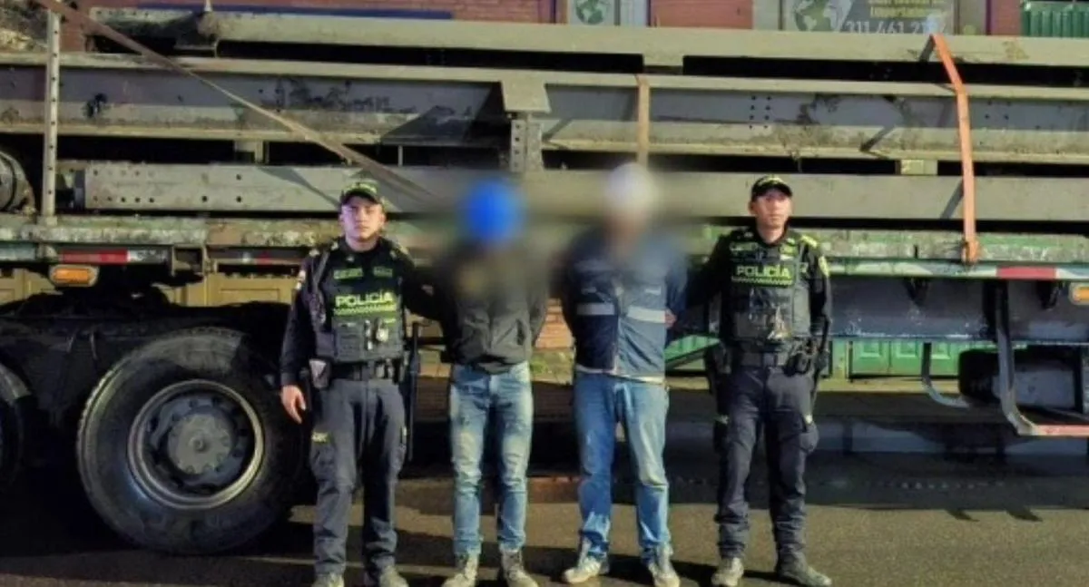 Se hicieron pasar por trabajadores del Metro de Bogotá para robar 11 rieles