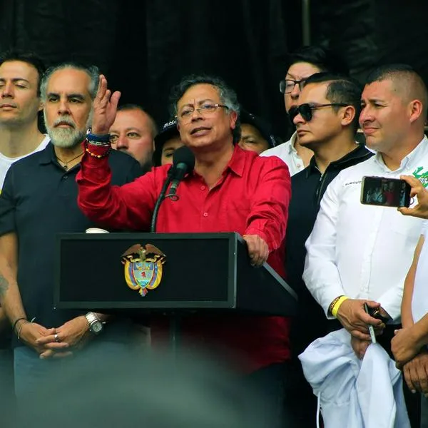 El analista Luis Ernesto Gómez aseguró en Blu Radio que convocar a marchas contra el gobierno de Abelardo De La Espriella es una mala estrategia.