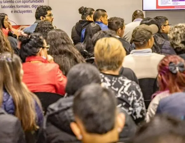 ¡Trabajo sí hay en Bogotá! La Unidad Móvil de Empleo llega Chapinero: alista tu hoja de vida  