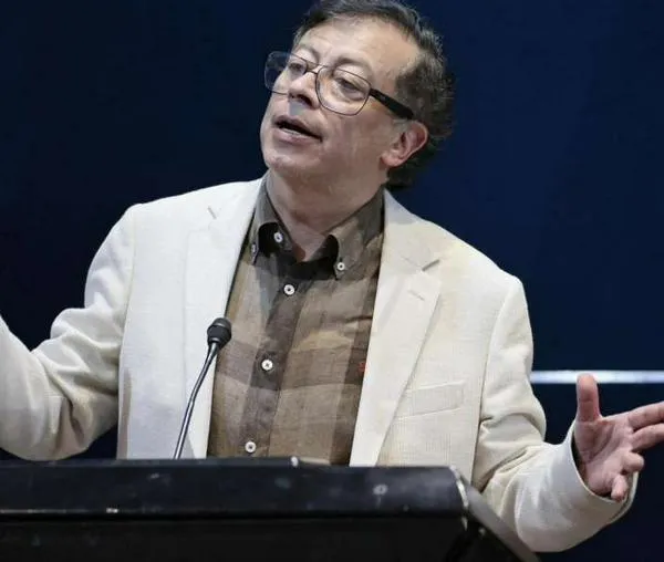 "No fue a recibir mi informe": Petro en réplica responde a De la Espriella por sequías