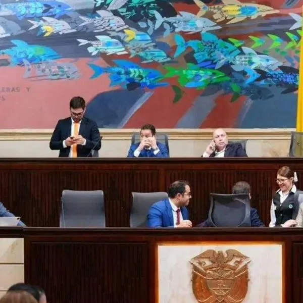 Presupuesto de 2027: ponencia reduce en $8,36 billones el servicio de la deuda y aumenta recursos para Hacienda y Minas