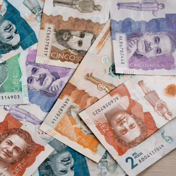 Salario mínimo de Colombia en 2027 y las 3 opciones que evaluaría el Gobierno