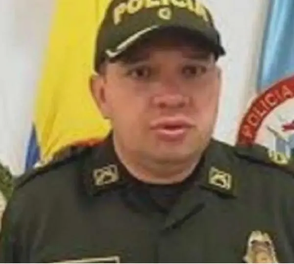 Coronel Carlos Alberto Feria, exjefe de seguridad de Gustavo Petro, fue retirado de la Policía