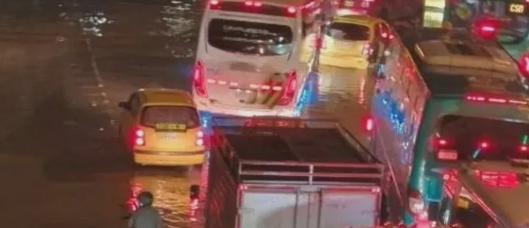 Fuertes lluvias provocan inundaciones y afectan movilidad en Soacha y el acceso a Bogotá por la Autopista Sur
