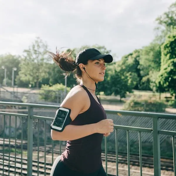 Combo de 2 gorras deportivas plegables: precio y descuento del 14 %