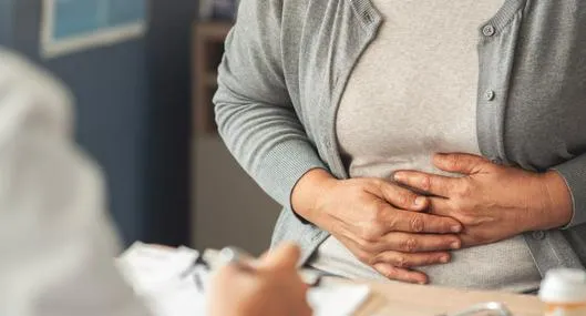 Invima lanza alerta por medicamento (muy vendido) para el dolor de estómago en Colombia