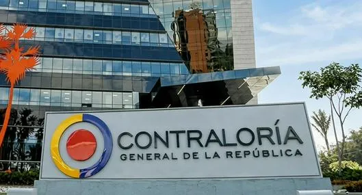 Contraloría rajó a 35 entidades del Estado por graves inconsistencias: hay nombres conocidos