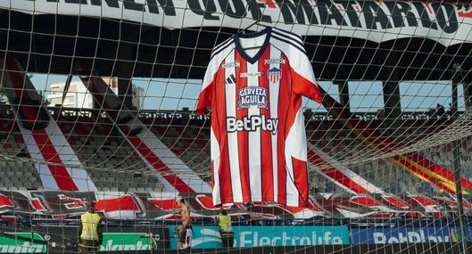 Se agravó la situación en Junior: hinchas atacaron carros de jugadores con amenazantes mensajes