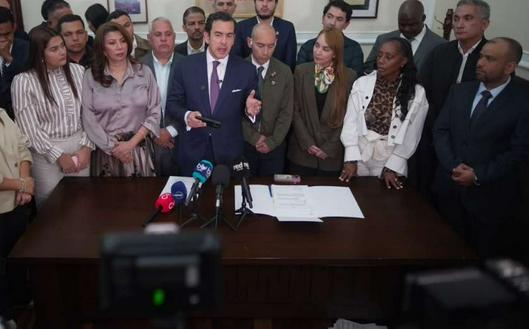 Gobierno presenta reforma para regular la relación Ejecutivo-Congreso y erradicar la ‘mermelada’ en Colombia
