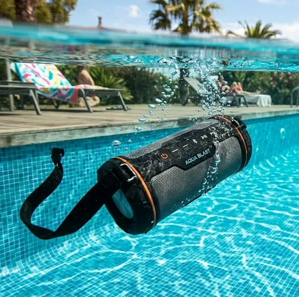 Parlantes Bluetooth impermeables: precios, batería y resistente a agua en Amazon