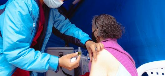 Bogotá realiza jornada de vacunación el 16 de octubre de 2026 en múltiples puntos habilitados por la Secretaría de Salud