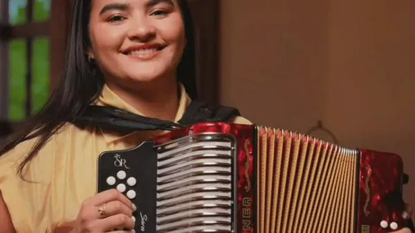 Sara Rhenals mostrará la historia detrás de su corona de Reina Vallenata en una miniserie 