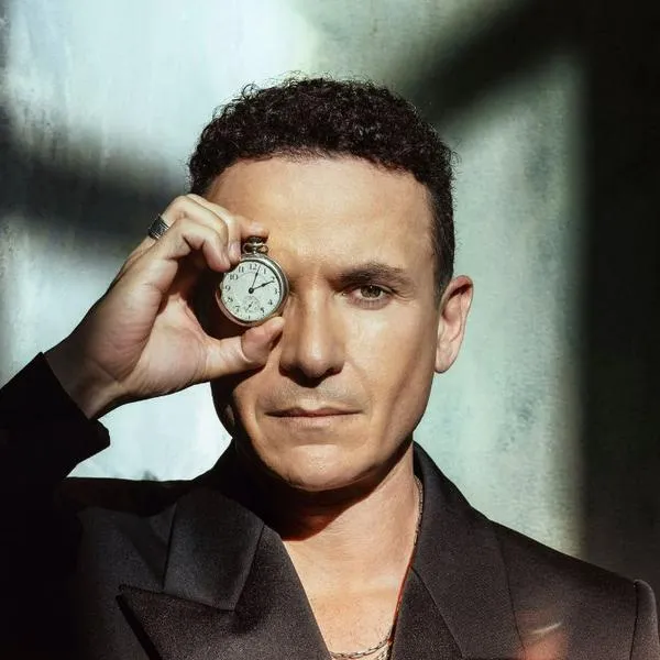 El cantante Fonseca anunció su gira internacional 'Antes que el tiempo se vaya'. Conoce las fechas, los países y los detalles de su concierto en El Campín