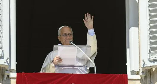 Publican primera foto del papa León XIV tras cirugía y dan nuevo parte médico sobre su salud