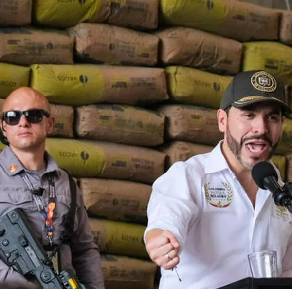 El presidente Abelardo De La Espriella ordenó revisar y desmontar los esquemas de seguridad injustificados de la UNP para cuidar las finanzas públicas.
