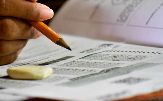 Más de 180 mil estudiantes presentarán pruebas Saber Pro y TyT en Colombia este 18 de octubre, según el Icfes