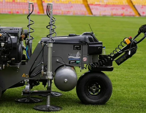 El fútbol es prioridad en El Campín: Bogotá verifica condiciones del terreno para la práctica deportiva 