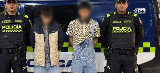 Policía de Bogotá captura a dos presuntos asaltantes tras robo a jóvenes en TransMilenio en Kennedy